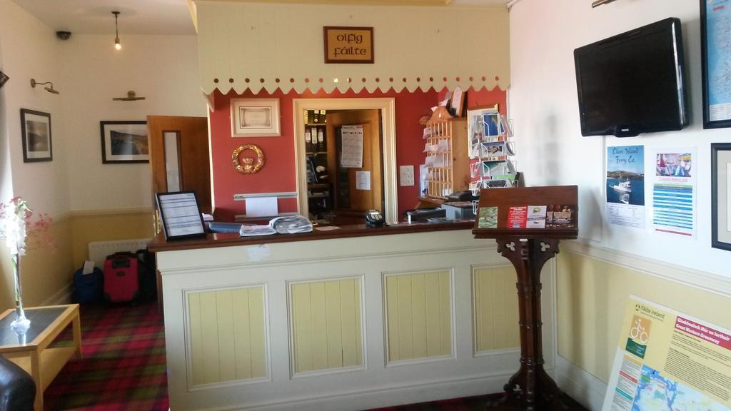 Ostan Oilean Acla Hotel Achill Sound Bagian luar foto