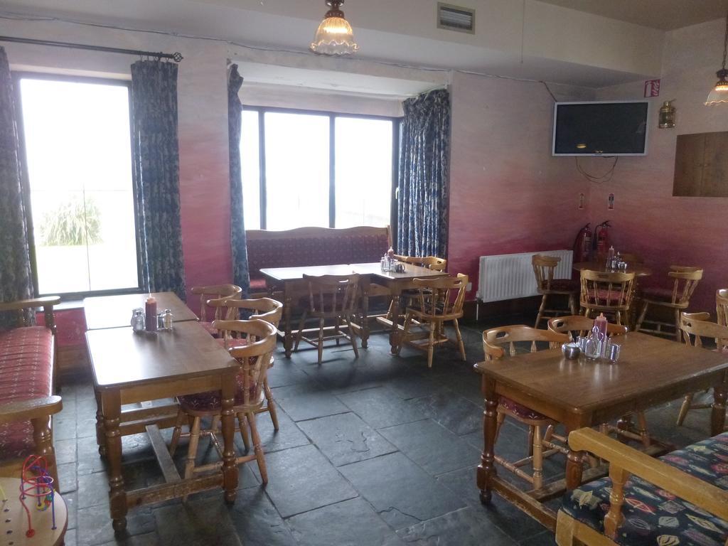 Ostan Oilean Acla Hotel Achill Sound Bagian luar foto