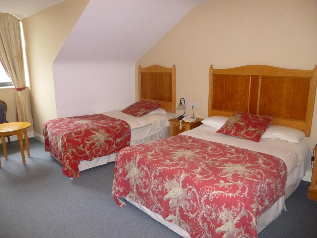 Ostan Oilean Acla Hotel Achill Sound Ruang foto