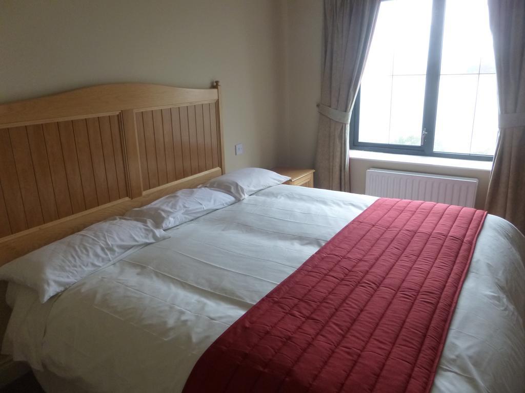 Ostan Oilean Acla Hotel Achill Sound Ruang foto