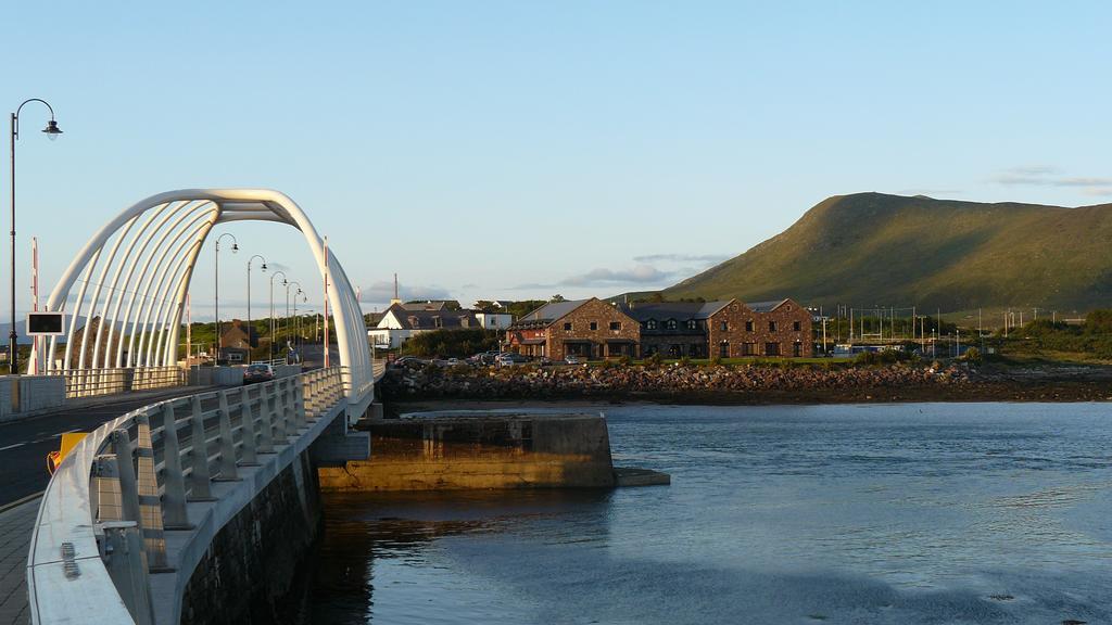 Ostan Oilean Acla Hotel Achill Sound Ruang foto